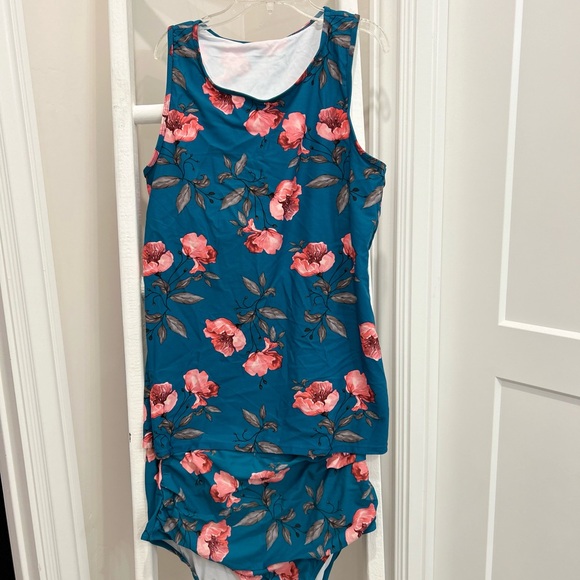Coral Reef tankini swim set XXL - Picture 8 of 8